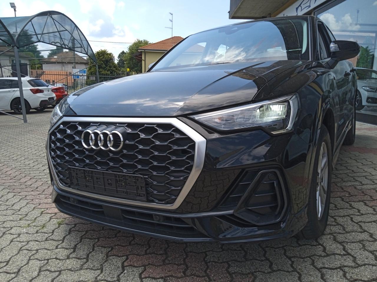 Audi Q3 45 SPB APPLE CAR PLAY SENS PARK DOPPI RETROCAMERA NAVY CRUISE CONTROL PRONTA CONSEGNA