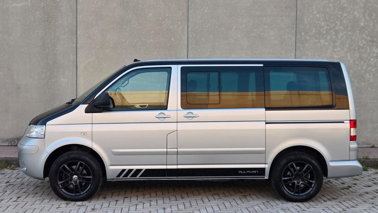 Volkswagen Transporter Caravelle 2.5 TDI/174CV 4mot. highline