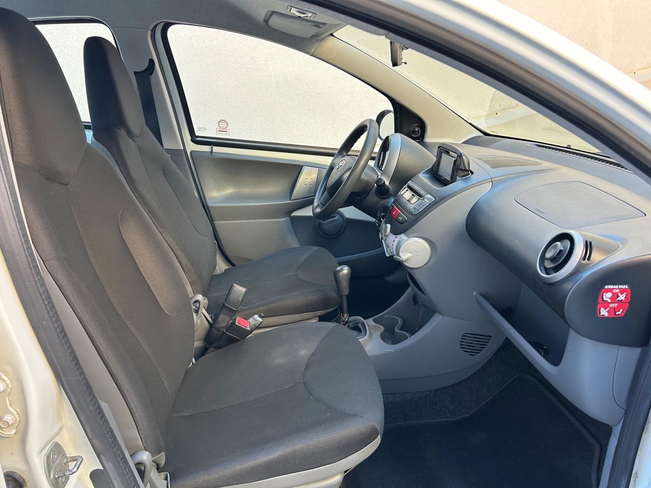 Toyota Aygo 1.0 benz ideale per neopatentati