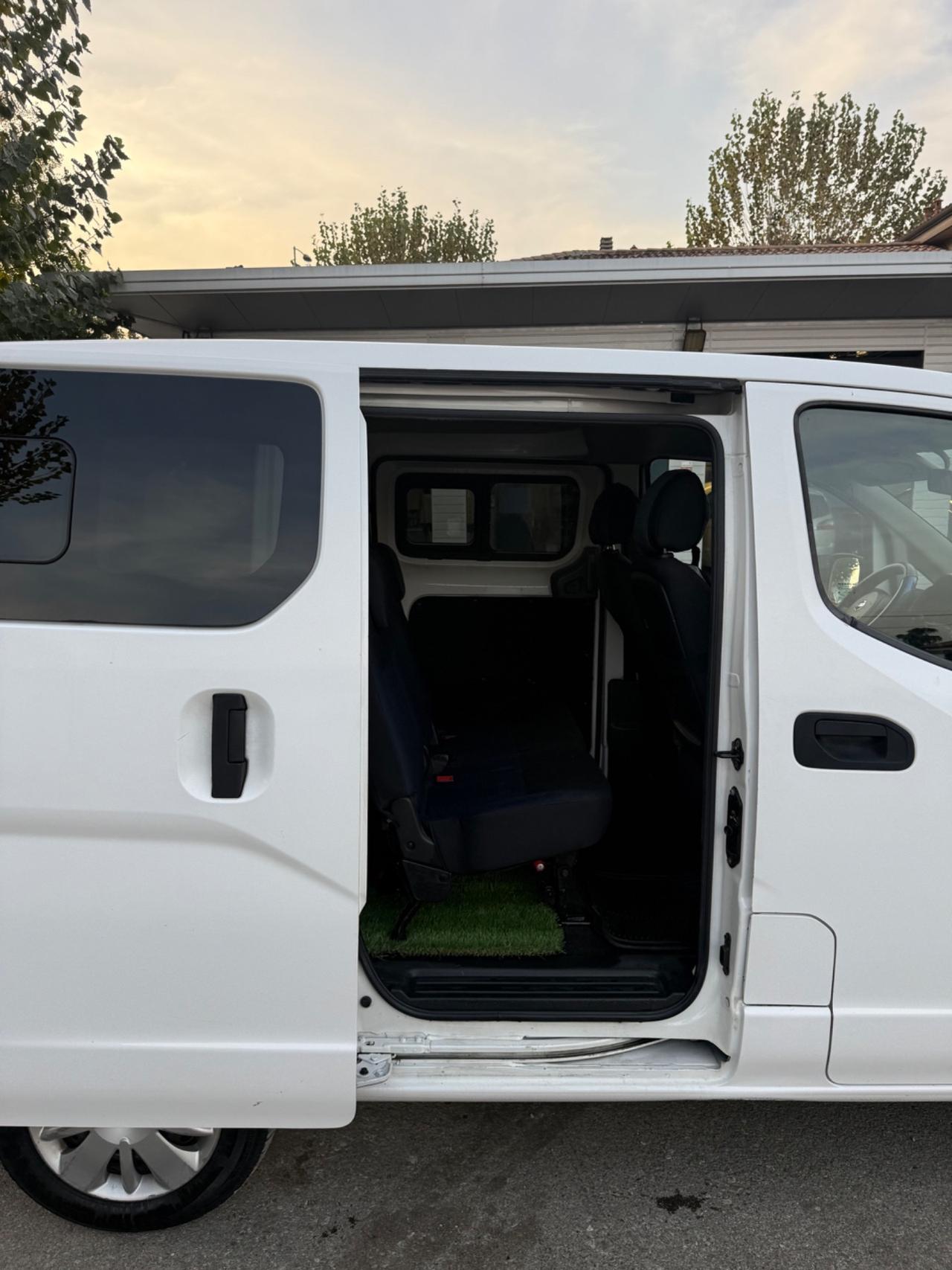 Nissan NV200 1.5 dCi 86CV Combi Efficient 5 posti