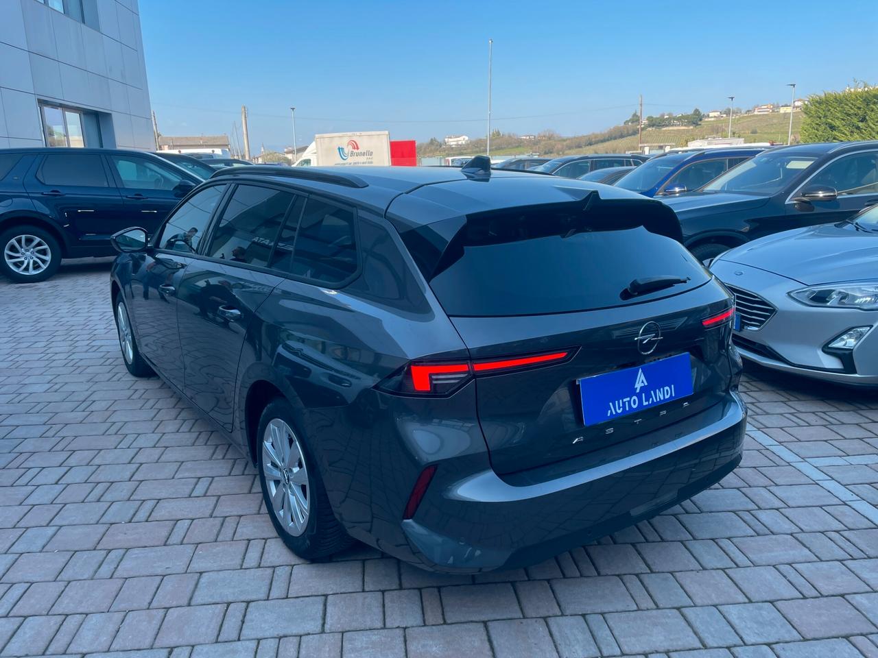 Opel Astra 1.2 Turbo 110 CV Sports Tourer Edition