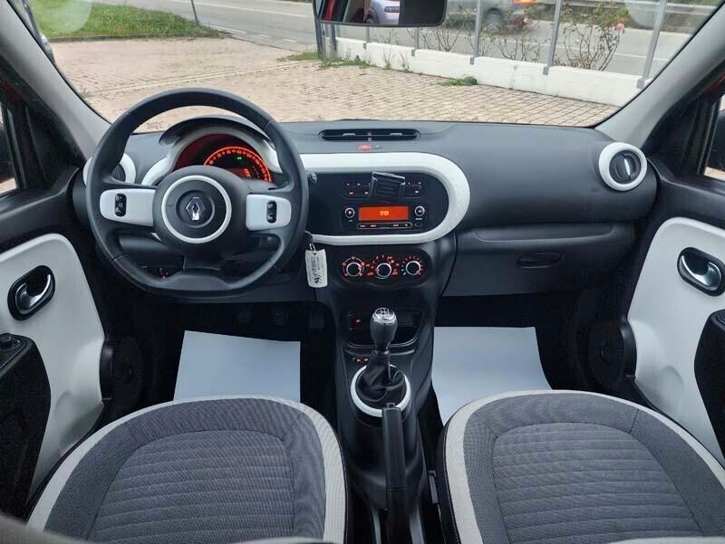 Renault Twingo 1.0 SCe Limited 73 CV 5 porte ok Neopatentati