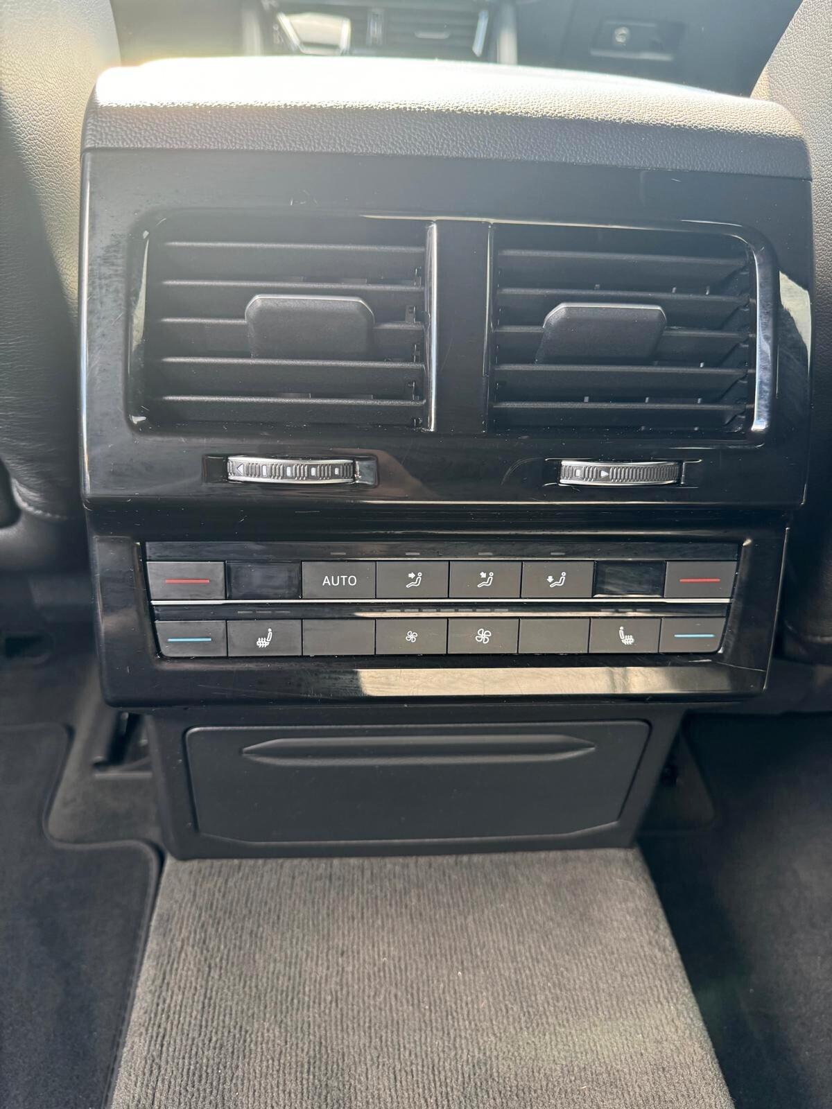 Volkswagen Touareg 3.0 V6 TDI 286 CV SCR Atmosphere