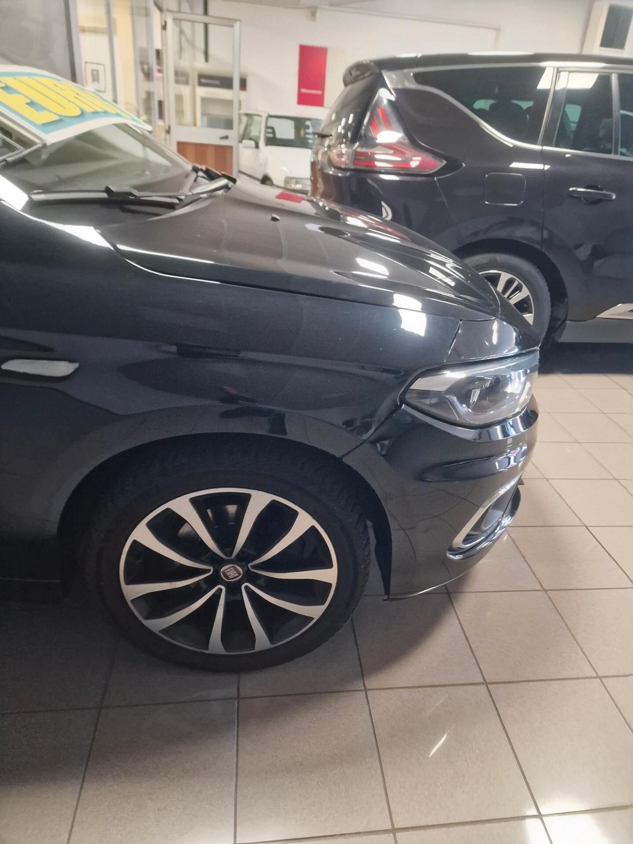 Fiat Tipo 1.6 Mjt S&S 5 porte Lounge
