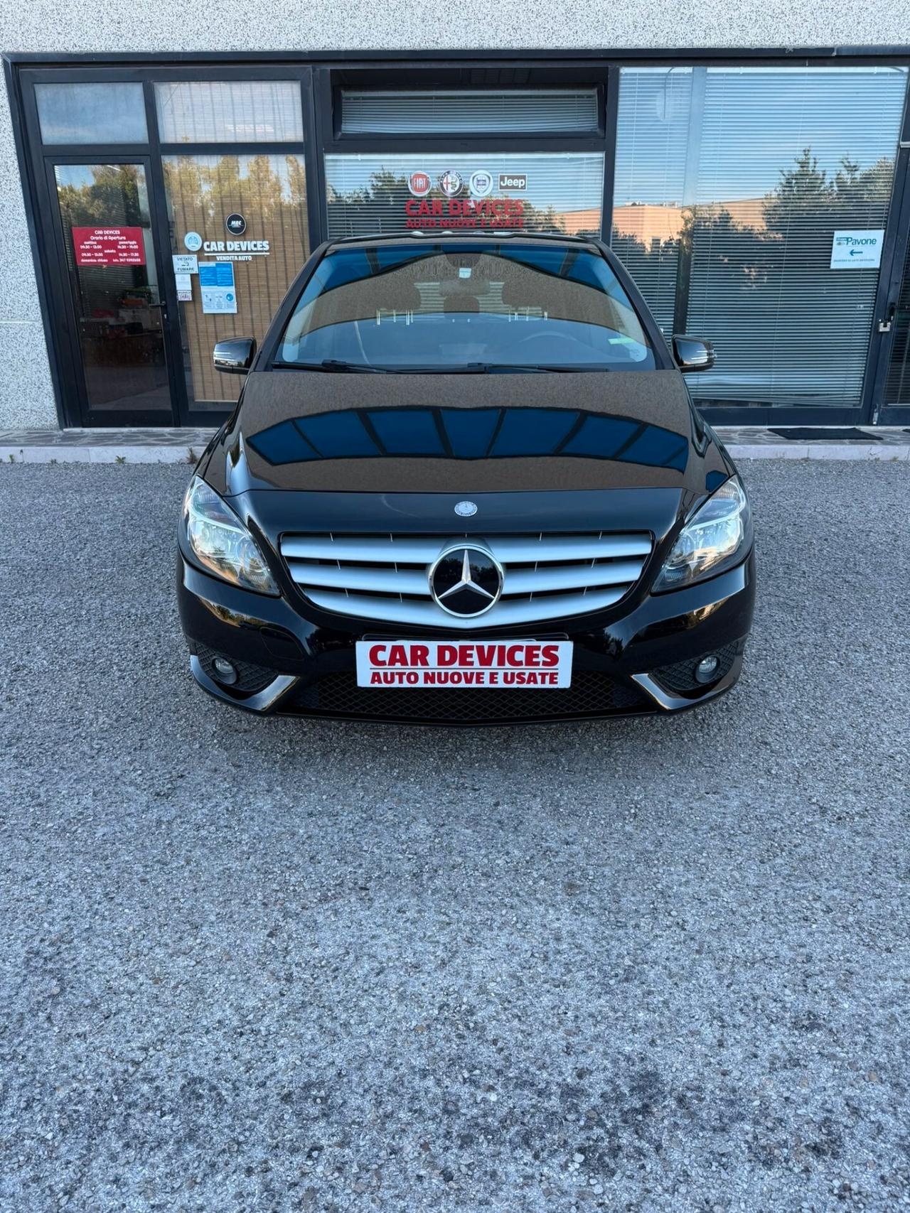 Mercedes-benz B 180 - PERMUTO