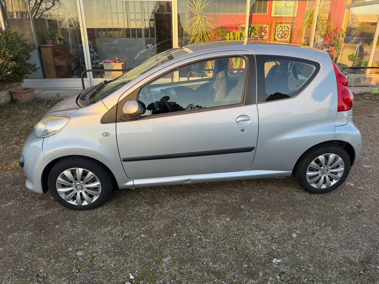 Peugeot 107 1.0 68CV Adatta Neopatentati