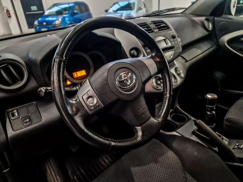 Toyota RAV4 III 2006 5 Porte 2.2 D-4D 136cv Sol DPF