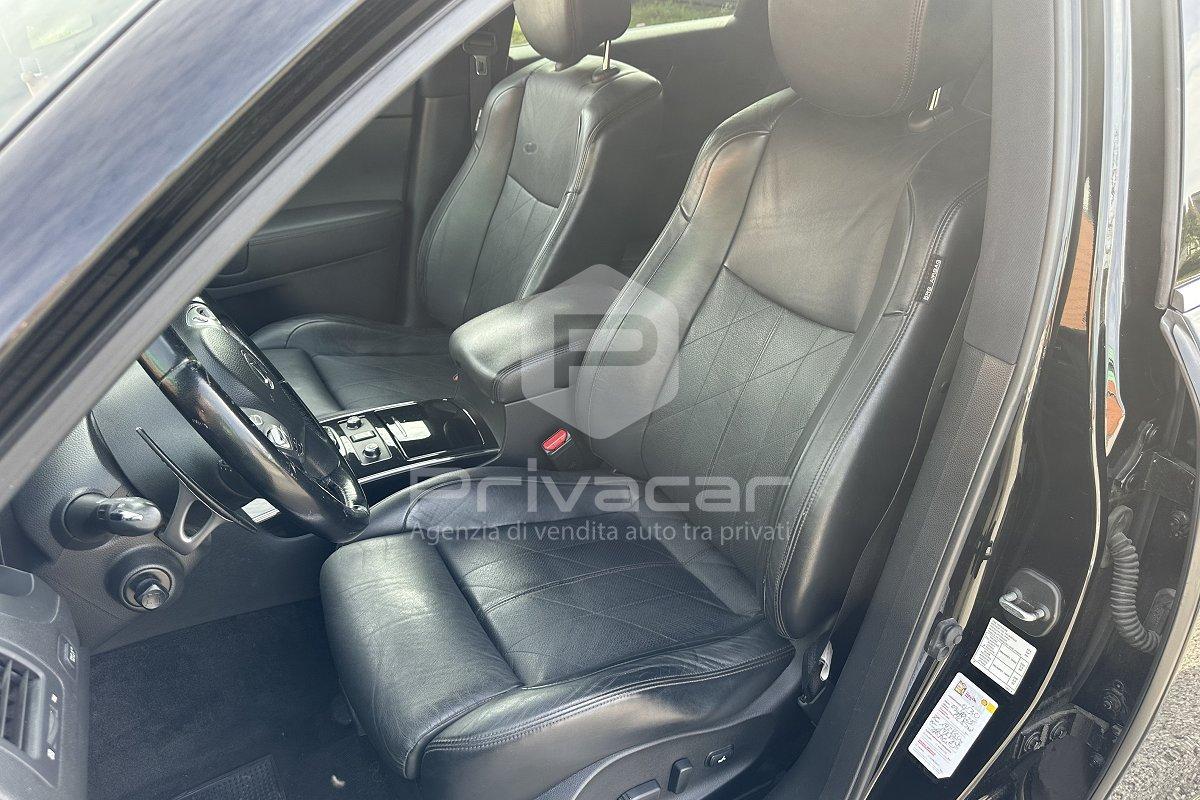 INFINITI QX70 3.0 diesel V6 AT S