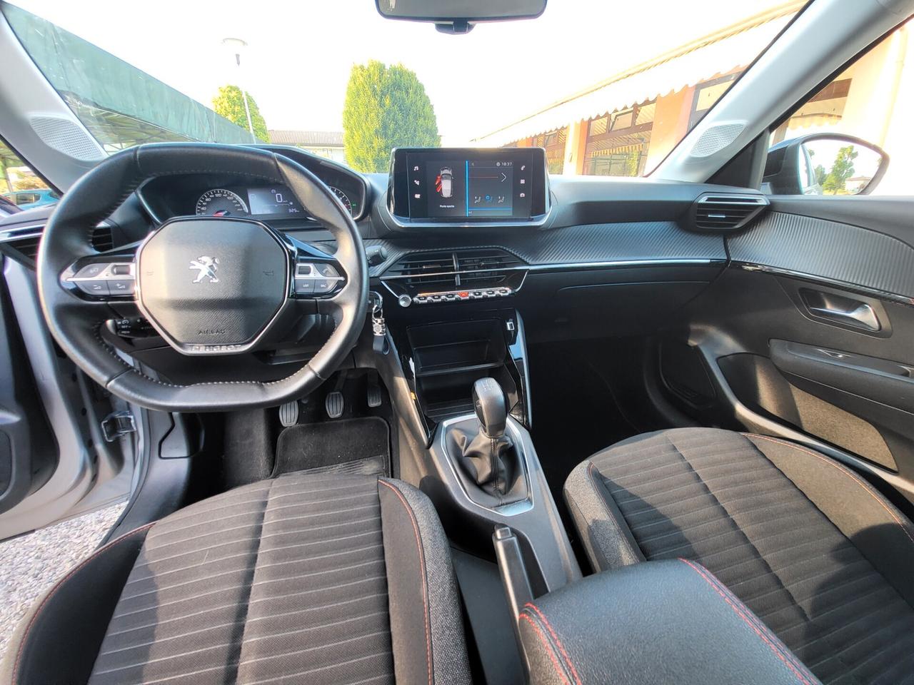 Peugeot 208 PureTech 100 Stop&Start 5 porte Allure
