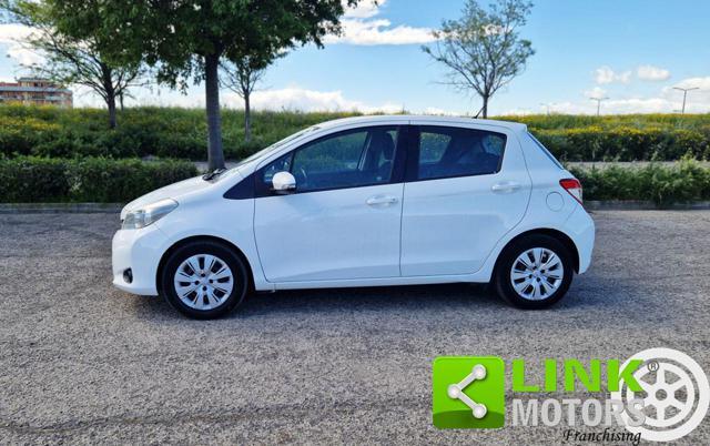 TOYOTA Yaris 1.0 5 porte