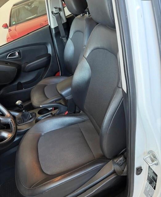 Hyundai iX35 1.7 CRDi 2WD Xpossible