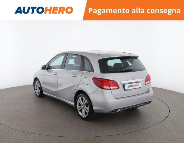 MERCEDES-BENZ B 200 d Automatic Sport