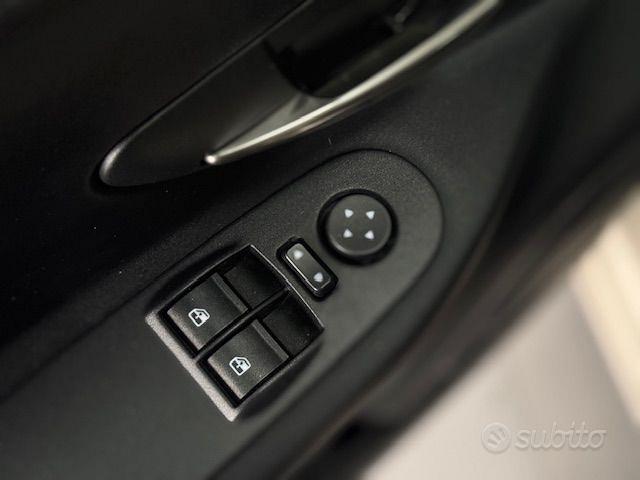 Lancia Ypsilon 1.3 mjt 95CV Gold KM CERT