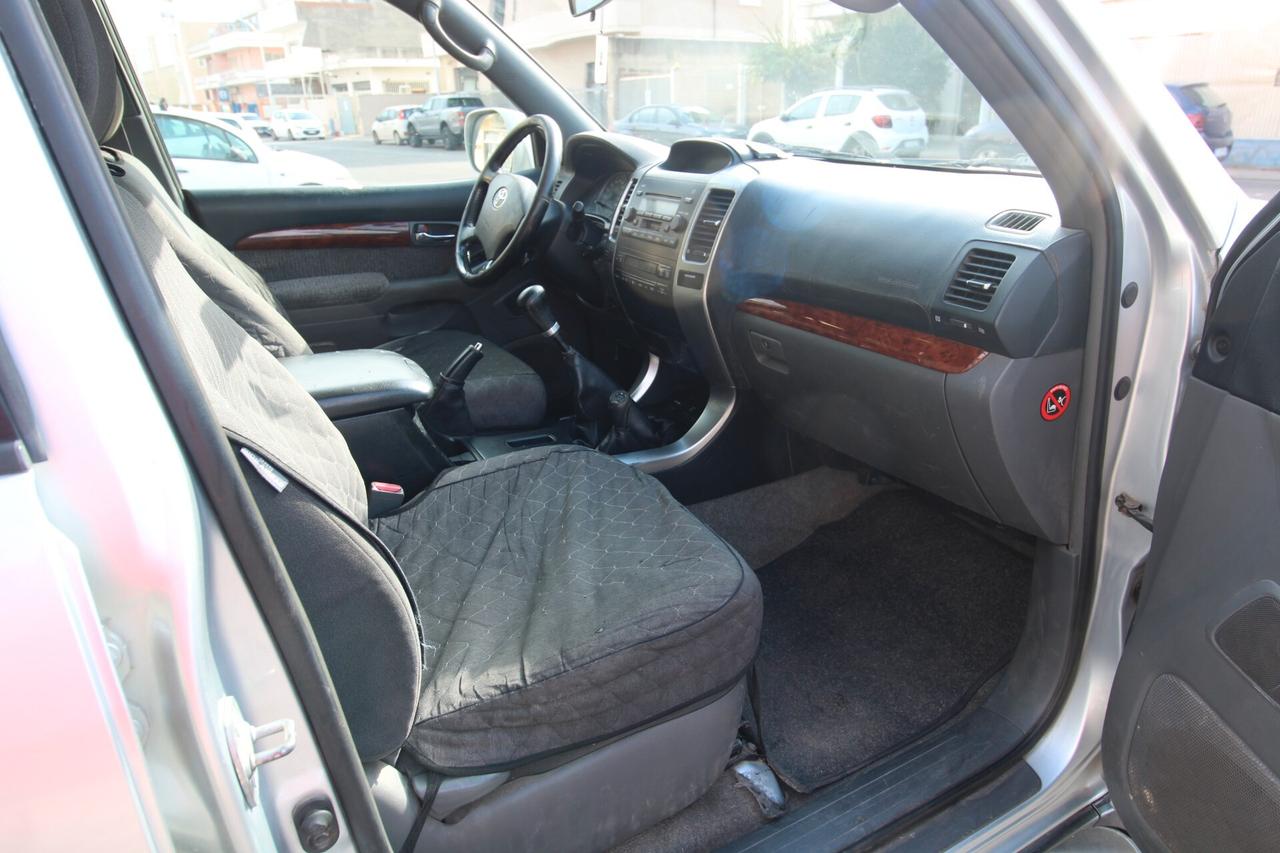 Toyota Land Cruiser 3.0 D-4D 16V cat 5 porte Sol