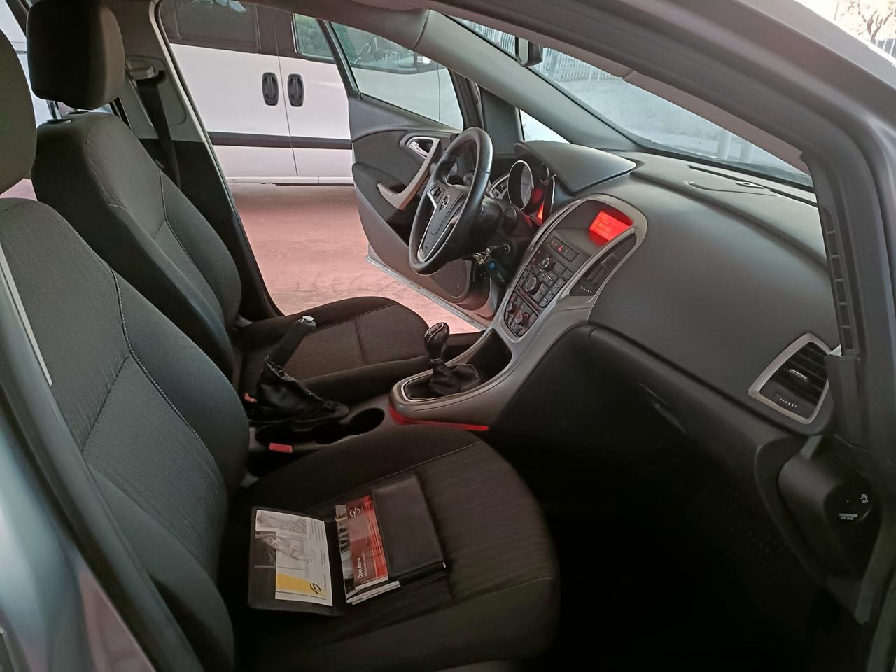 Opel Astra 1.7 CDTI 125CV station wagon