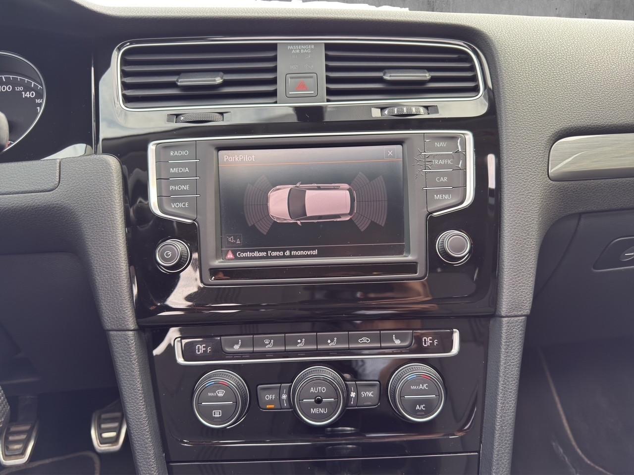 Volkswagen Golf 1.6 TDI 110 CV 5p. Sport Edition R LINE