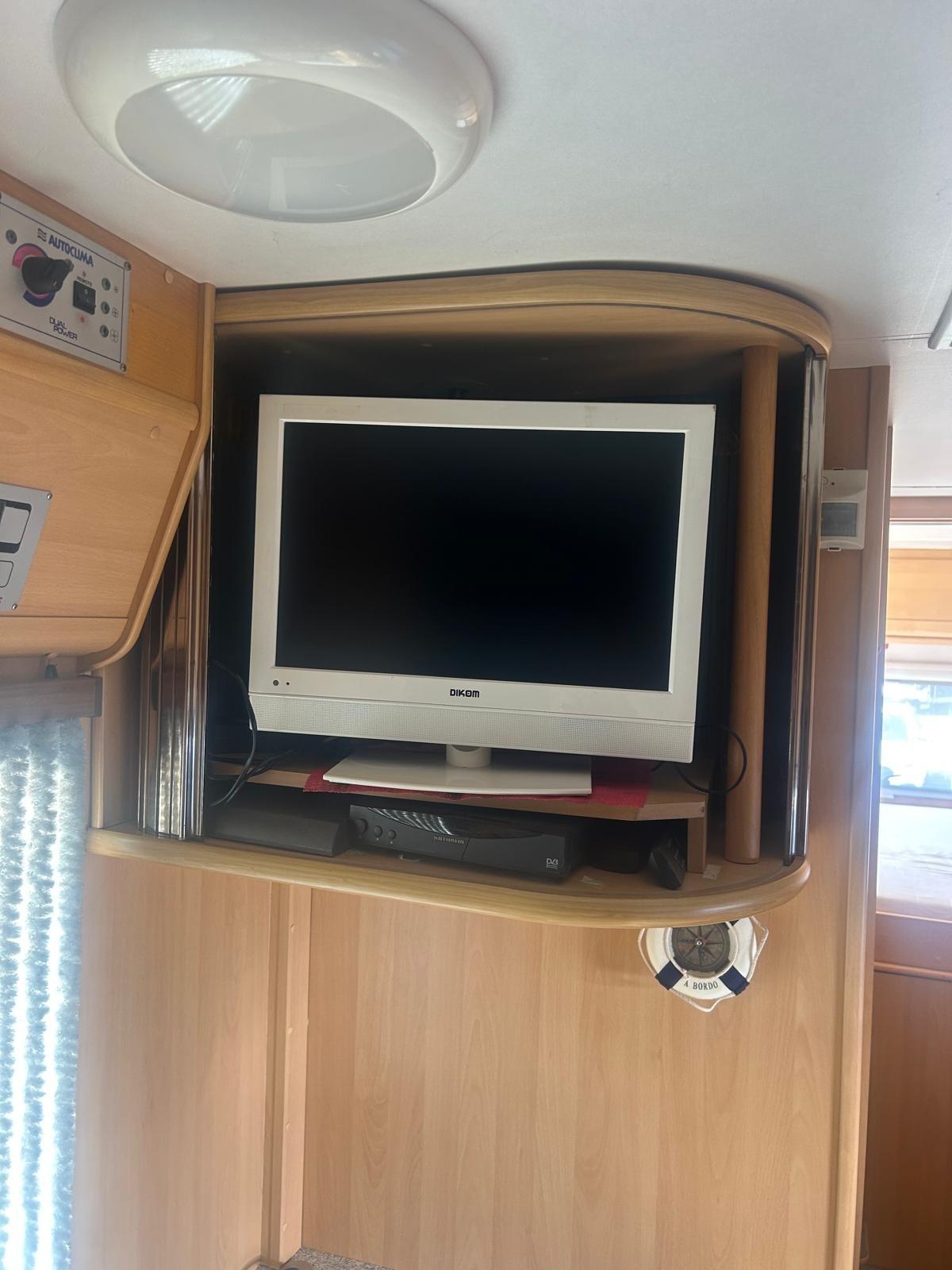 000 MANSARDATO Globetrotter del 2001 in saldo