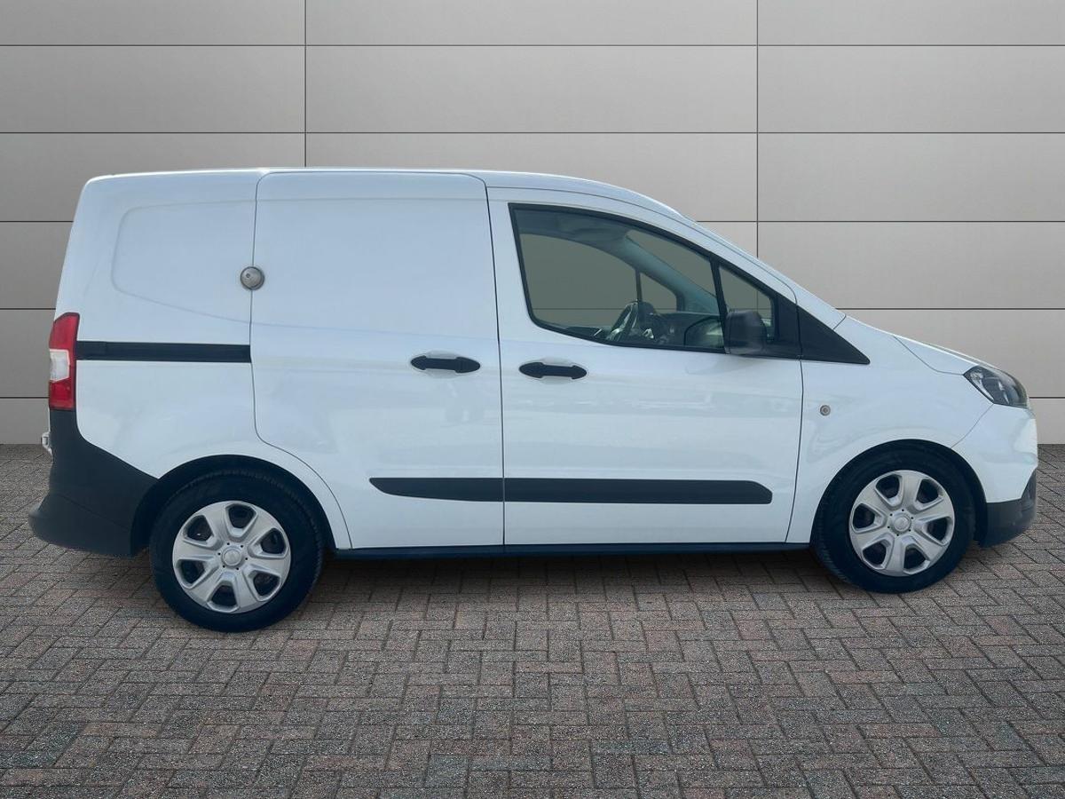 FORD Transit Courier 2020 - Transit Courier 1.5 tdci 75cv S&S Trend my20
