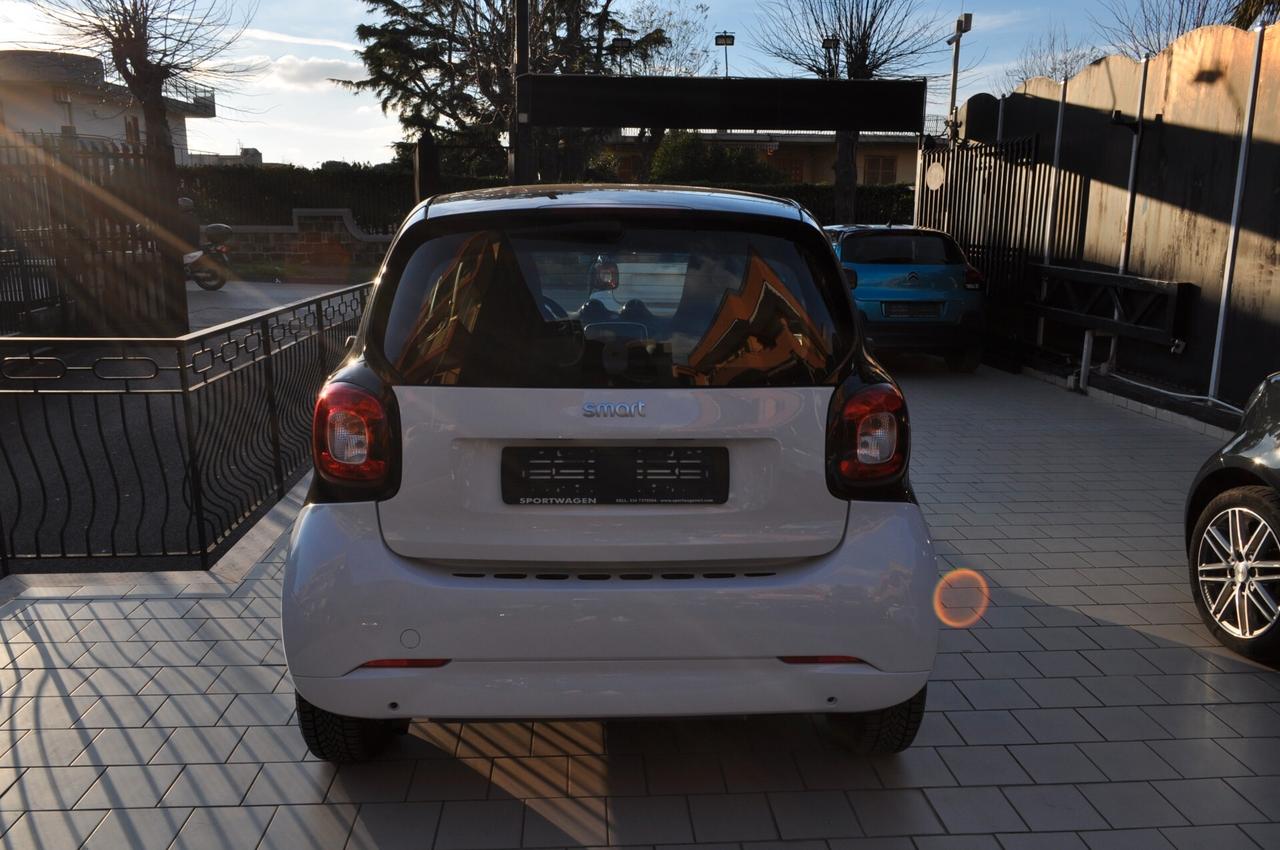 SMART FORTWO PASSION 1000 BENZINA KW 52