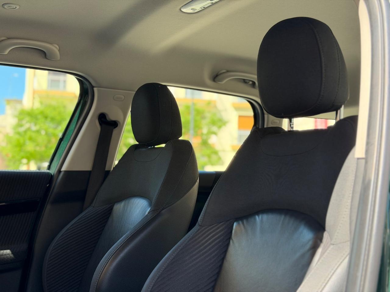 Mini Cooper D Countryman 2.0 Hype LED CARPLAY