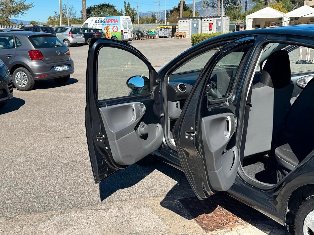 Toyota Aygo 1.0 VVT-I 5P NAVI BLUETOOTH 2011