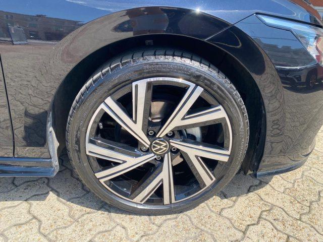 VOLKSWAGEN Golf 8 1.5 TSI 150CV R-Line *Cerchi 18*Retrocamera