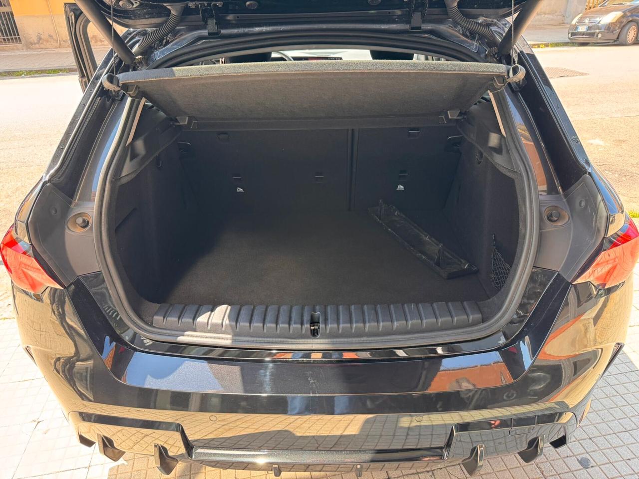 Bmw 118 118d MSport Design TUA DA 424 €