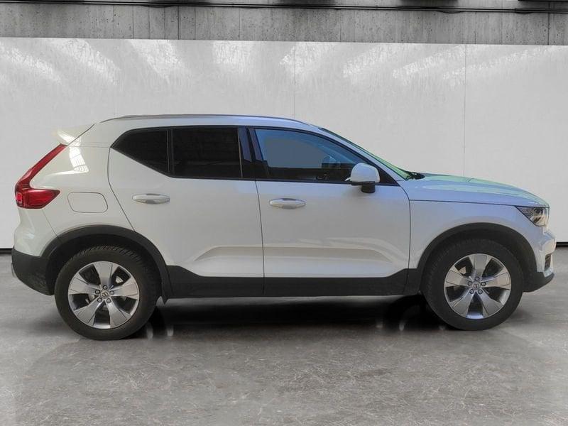 Volvo XC40 1.5 t2 Momentum auto my21