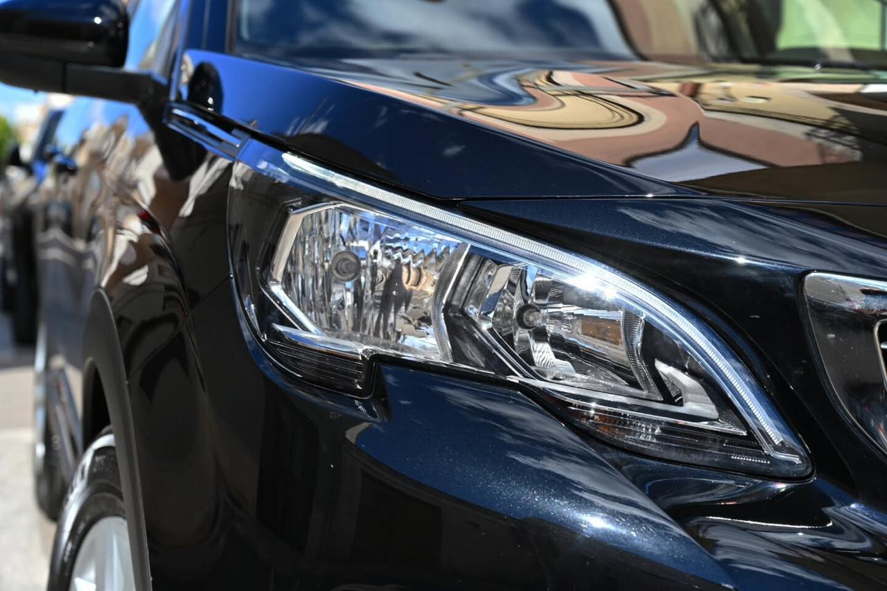 Peugeot 3008 BlueHDi 130 S&S Business