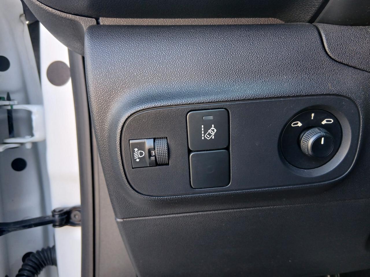 Citroen C3 PureTech 83 S&S Feel ok NEO patentati a € 169 mese
