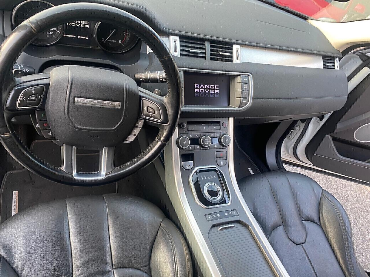 RANGE ROVER EVOQUE 2.2 TD4 5P. PURE