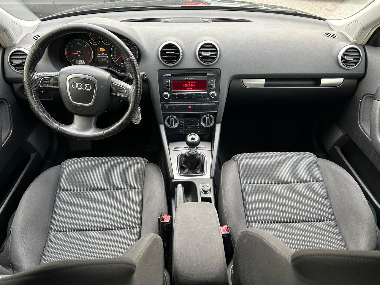 Audi A3 SPB 1.6 TDI 105 CV CR Ambiente Euro5
