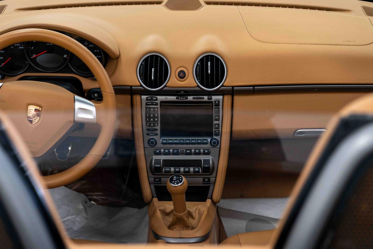 Porsche Boxster 2.7 (987)