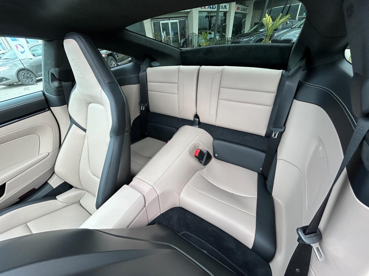 Porsche 992.2 911 Coupe 3.6 Carrera GTS 541 CV auto KM 0