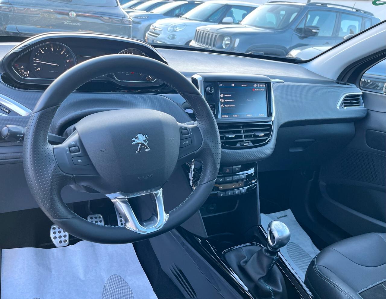 Peugeot 2008 BlueHDi 120 S&S Crossway (tetto in vetro)