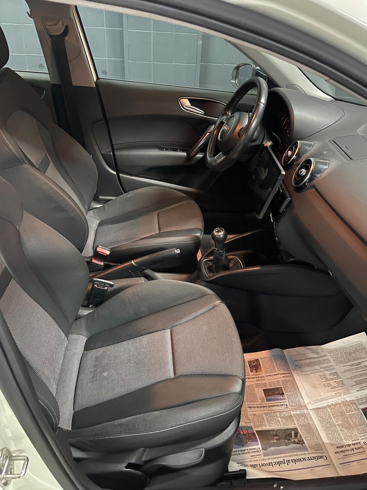 Audi A1 1.6 TDI 90 cv sportback