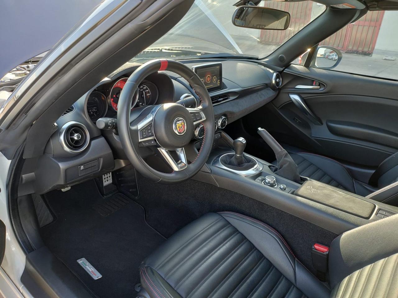 Abarth 124 Spider 1.4 Turbo MultiAir AT 170 CV