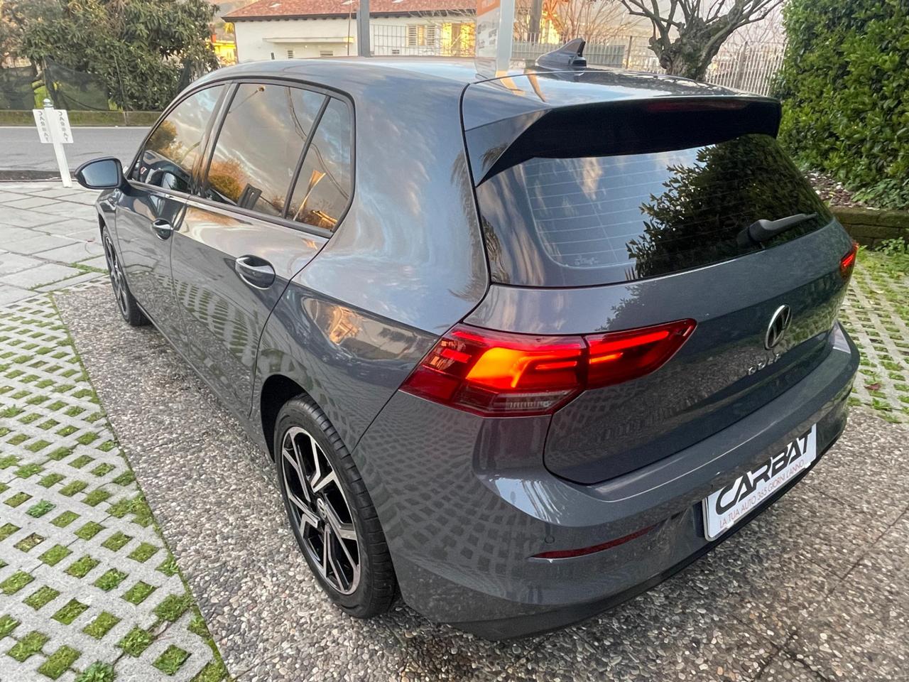 Volkswagen Golf 2.0 tdi Life 115cv dsg