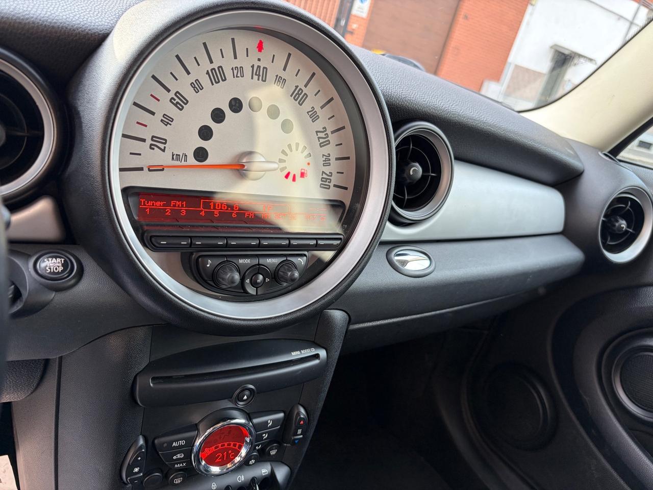 Mini 2.0 16V Cooper D Automatica