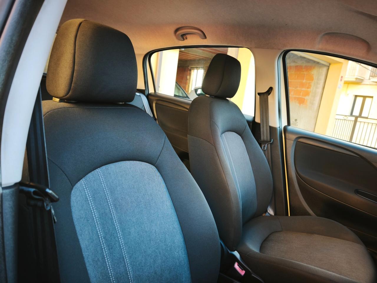 Fiat Punto 1.3 M-jet 75 CV 5 VECCHIO STAMPO