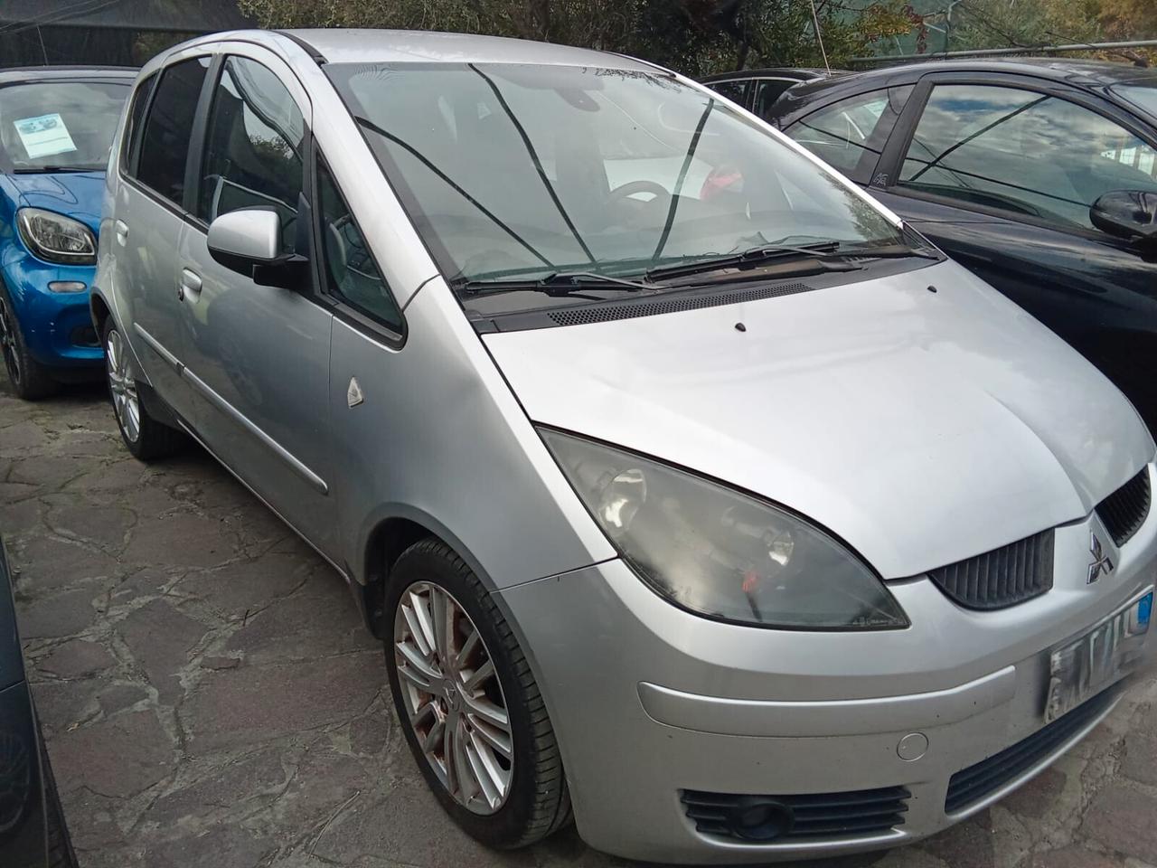 Mitsubishi Colt ////