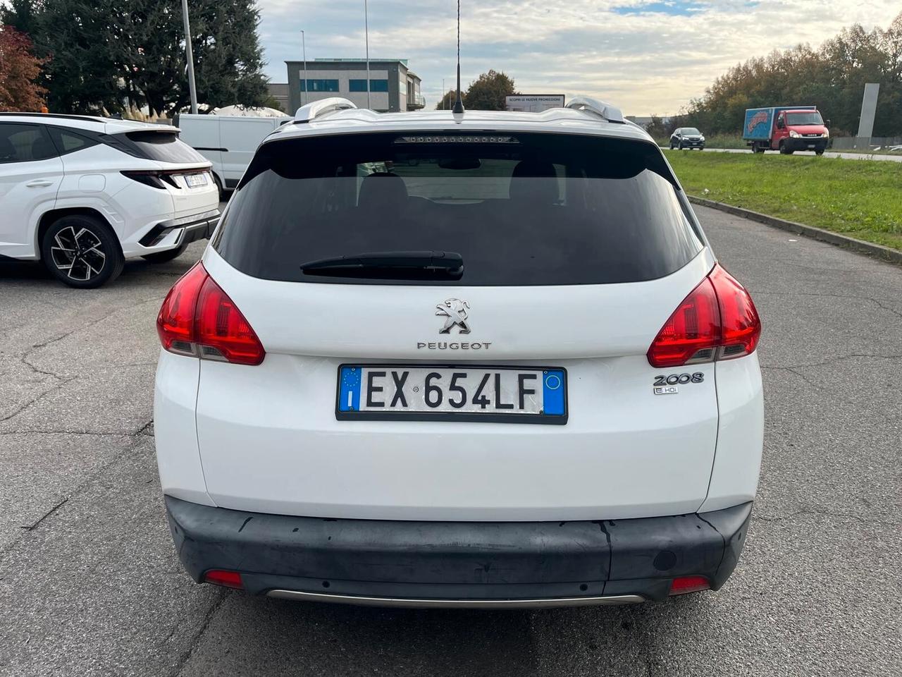 Peugeot 2008 1.6 e-HDi Allure