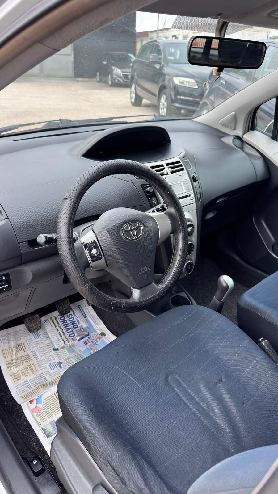 Toyota Yaris 1.4 D-4D 5 porte Sol