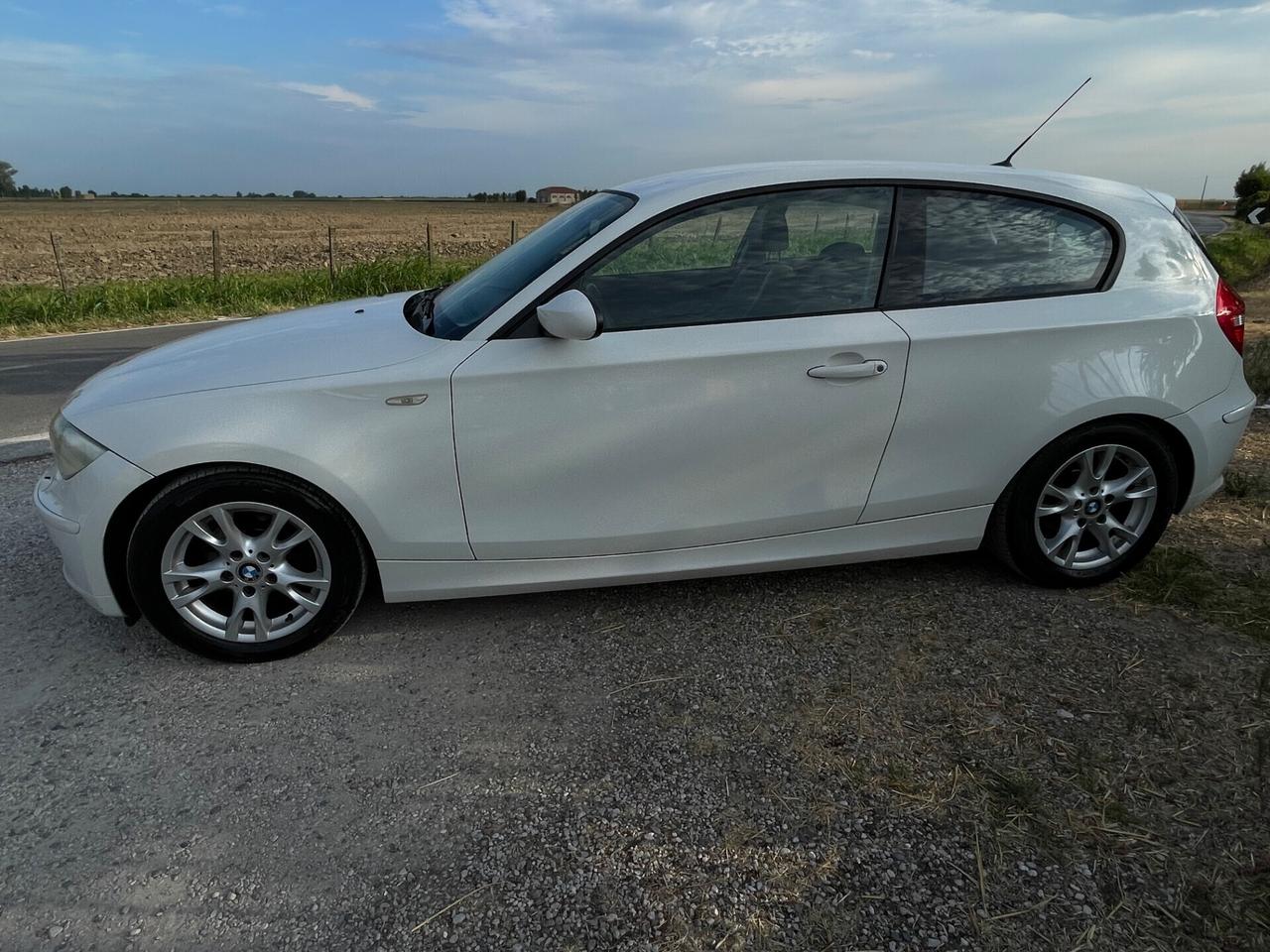 Bmw 116 116i cat 3 porte Futura