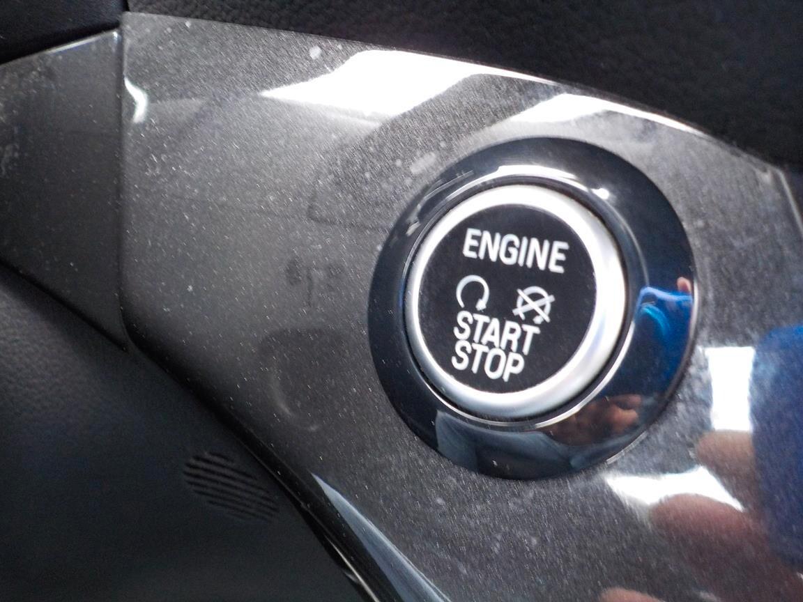 Ford Kuga 2.0 TDCI 180 CV S&S 4WD Powershift ST-Line