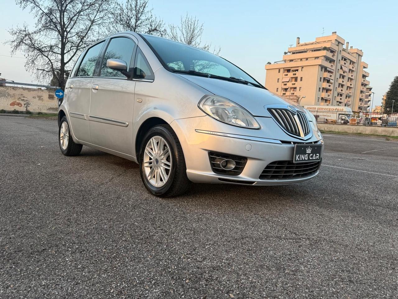 Lancia MUSA 1.4 16V Poltrona Frau