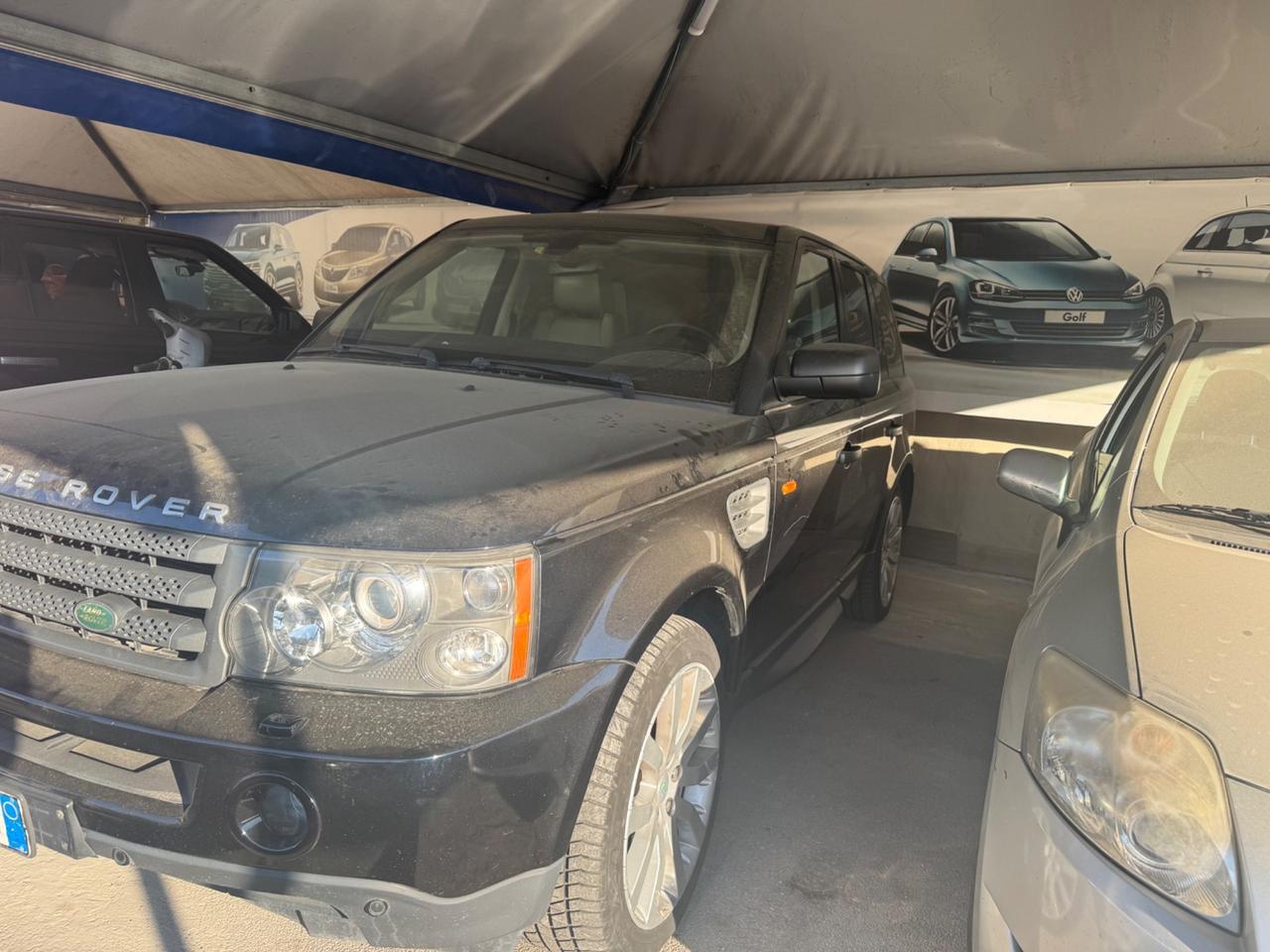 Land Rover has 3.6 TDV8 HSE Autocarro