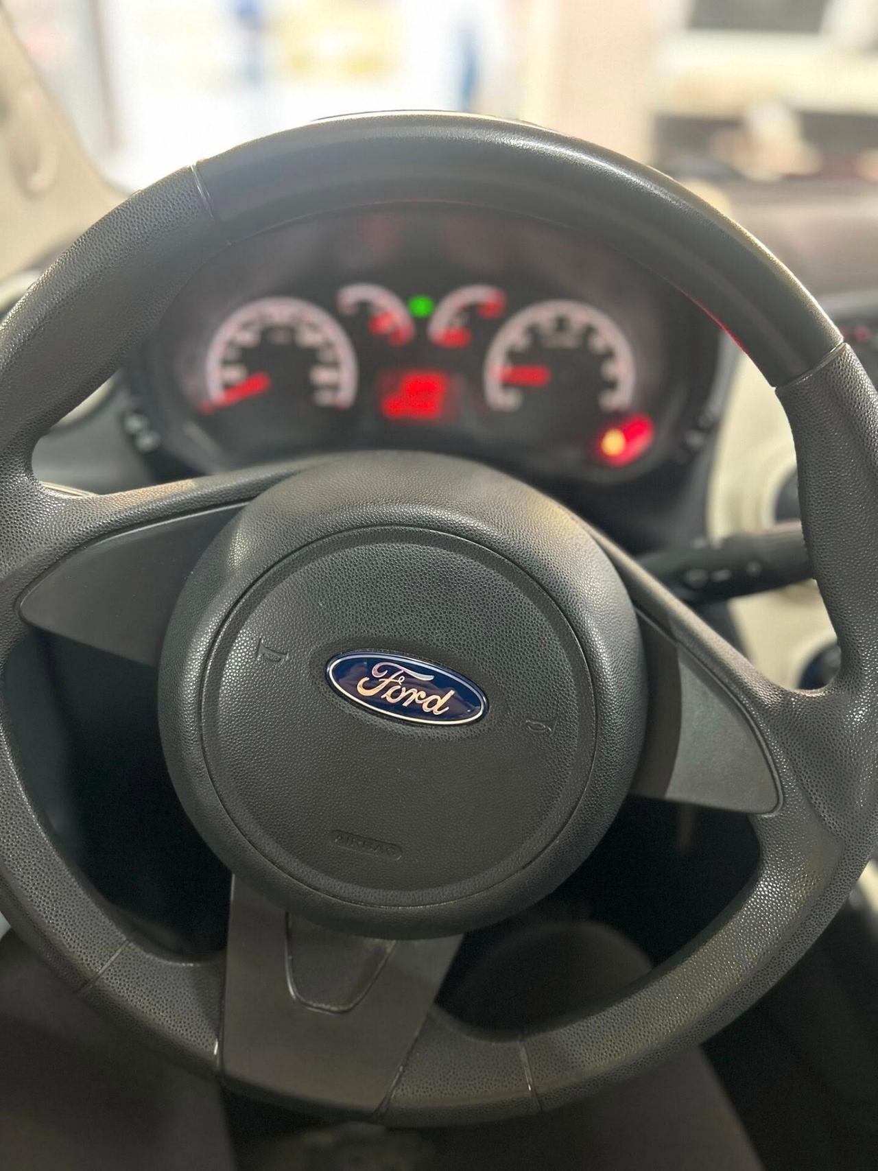 Ford Ka 1.2 8V 69CV -2013-(IN TRATTATIVA)