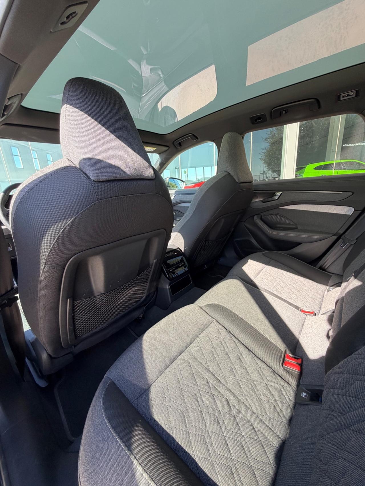 Audi A6 Avant TDI 150 kW S tronic quattro line edition
