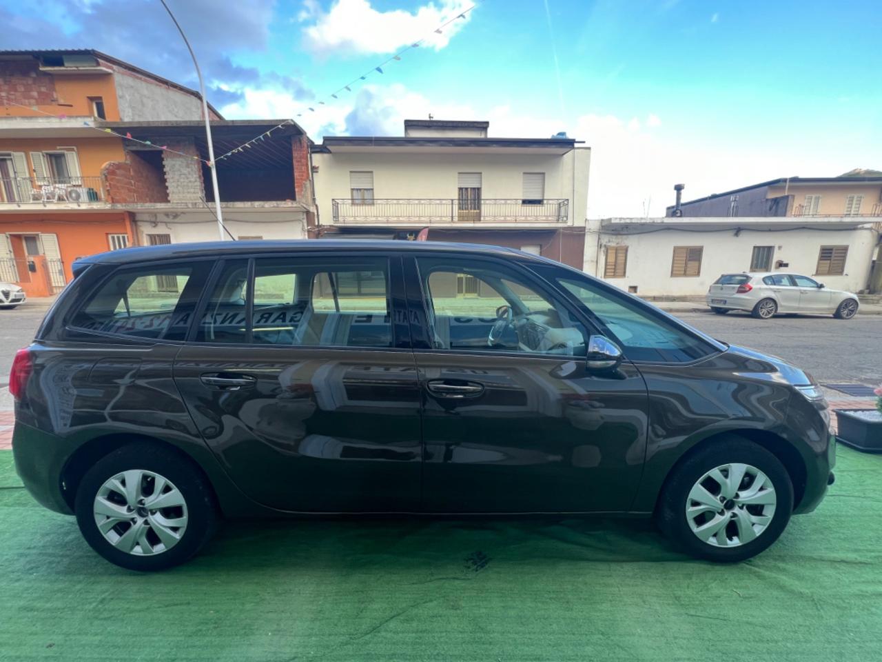 Citroen Grand C4 Picasso 1.6 e-HDi 115 Exclusive 7 POSTI